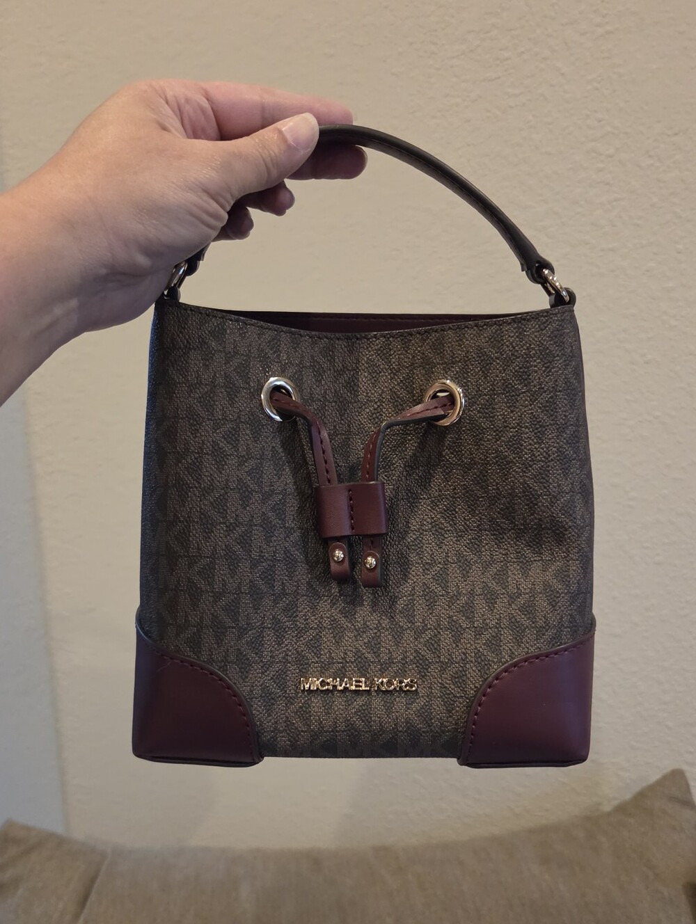 Michael Kors Mini Bucket Preloved
